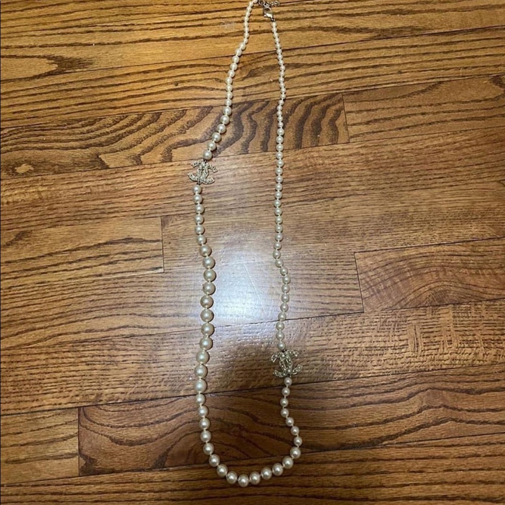 One day sale! Authentic Chanel pear necklace